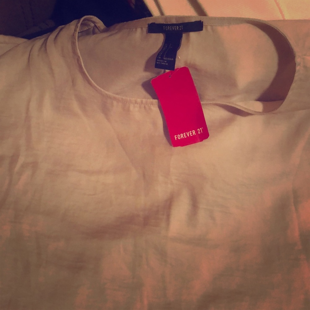 Cute top from forever 21.